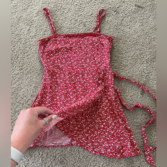 Altar’d State Red White and Blue Flower Dress - Picture 3 of 6